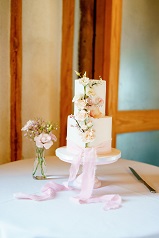 2 tier wedding cake with sugar flowers